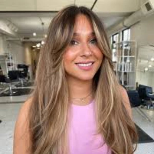 Long Layers With Honey Highlights — Simple Oval Face Haircuts