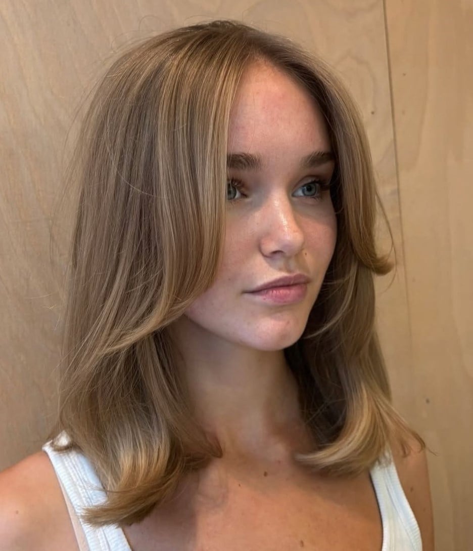 Collarbone Layers With Fine Waves — Simple Oval Face Haircuts