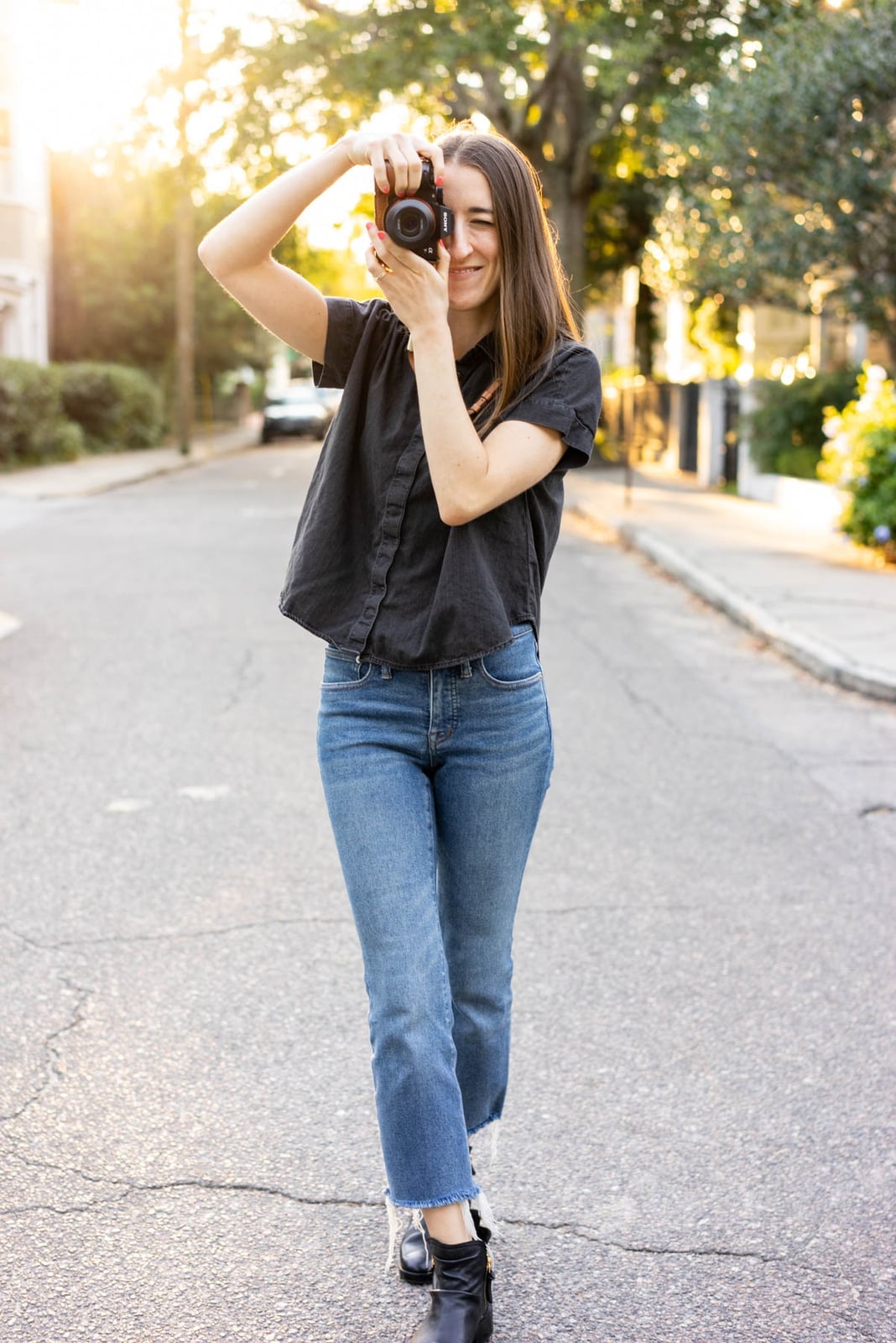 Black Shirt and Fringe Jeans, Linen-Like Fabric — Simple Photoshoot Outfits