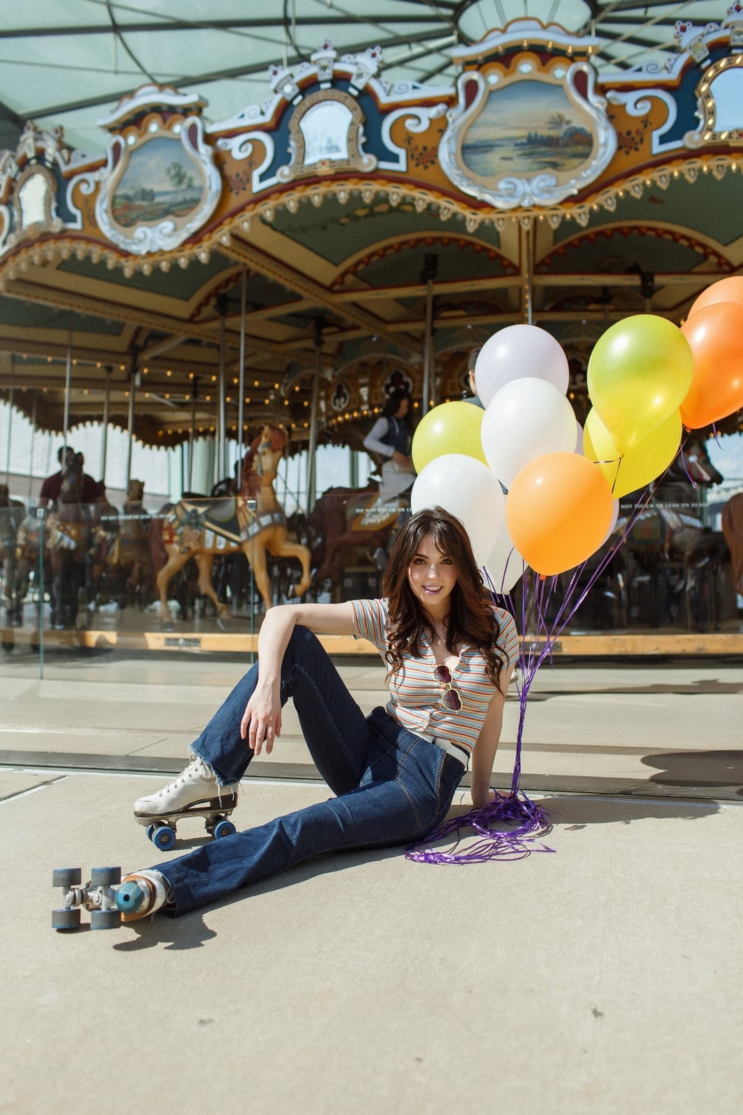 Striped T-Shirt and Jeans with Roller Skates — Simple Photoshoot Outfits