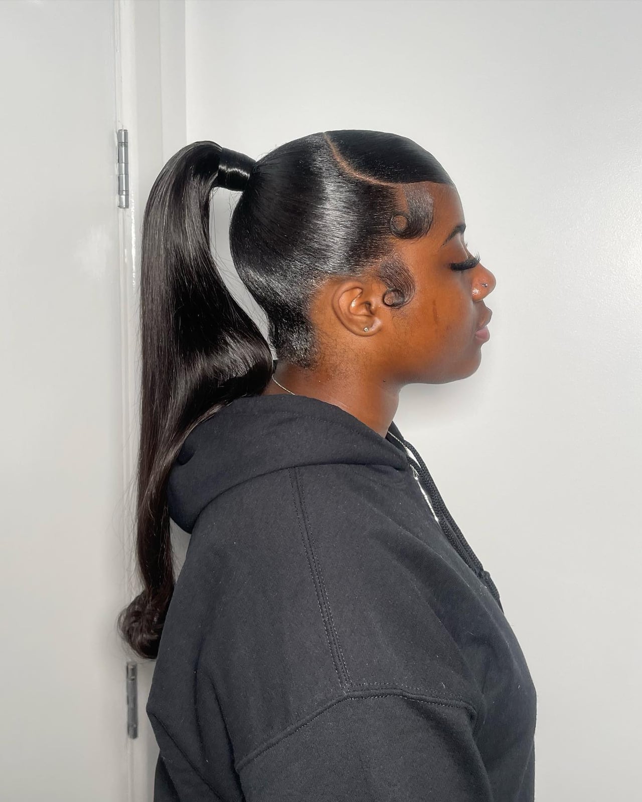 Fine Dark Brown Ponytail With Sharp Swoop — Simple Ponytail with Swoop