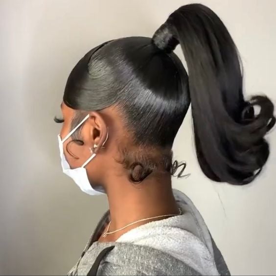 Wavy Mid-Back Ponytail With Swoop Bang — Simple Ponytail with Swoop