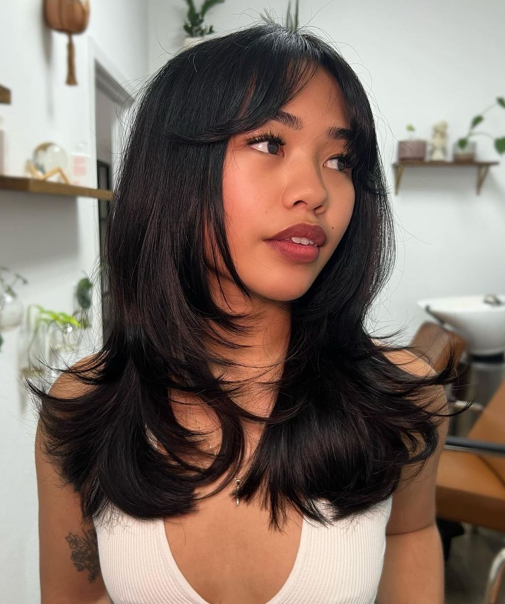 Collarbone Layers With Blended Curtain Bangs Collarbone Layers With Blended Curtain Bangs — Simple Rachel Haircuts