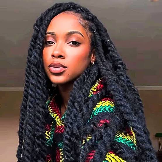 Jumbo Black Mid-Back Twists, Middle — Simple Senegalese Twists
