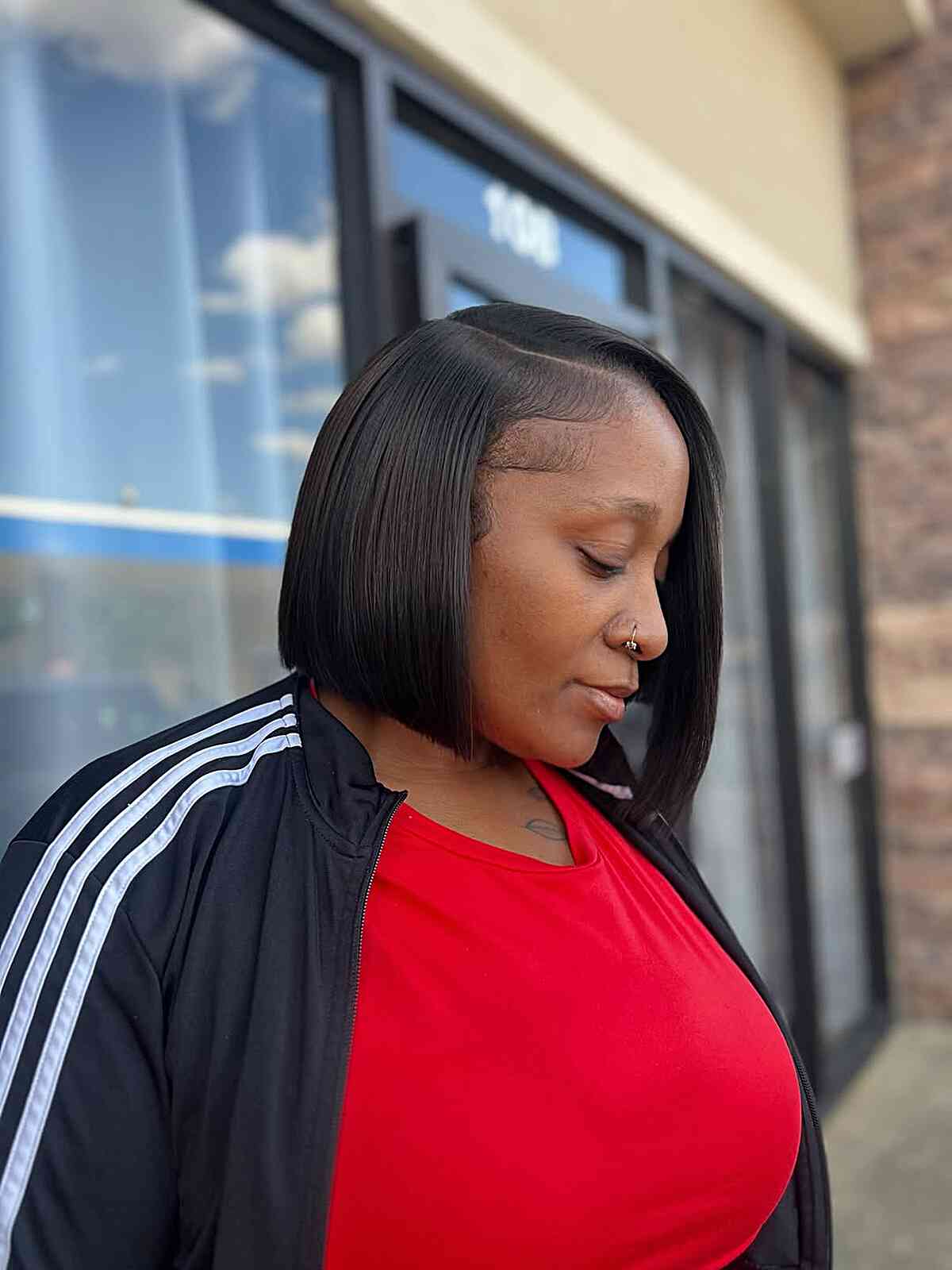 Collarbone Sleek Bob With Deep Side Part — Simple Sew in Hairstyles