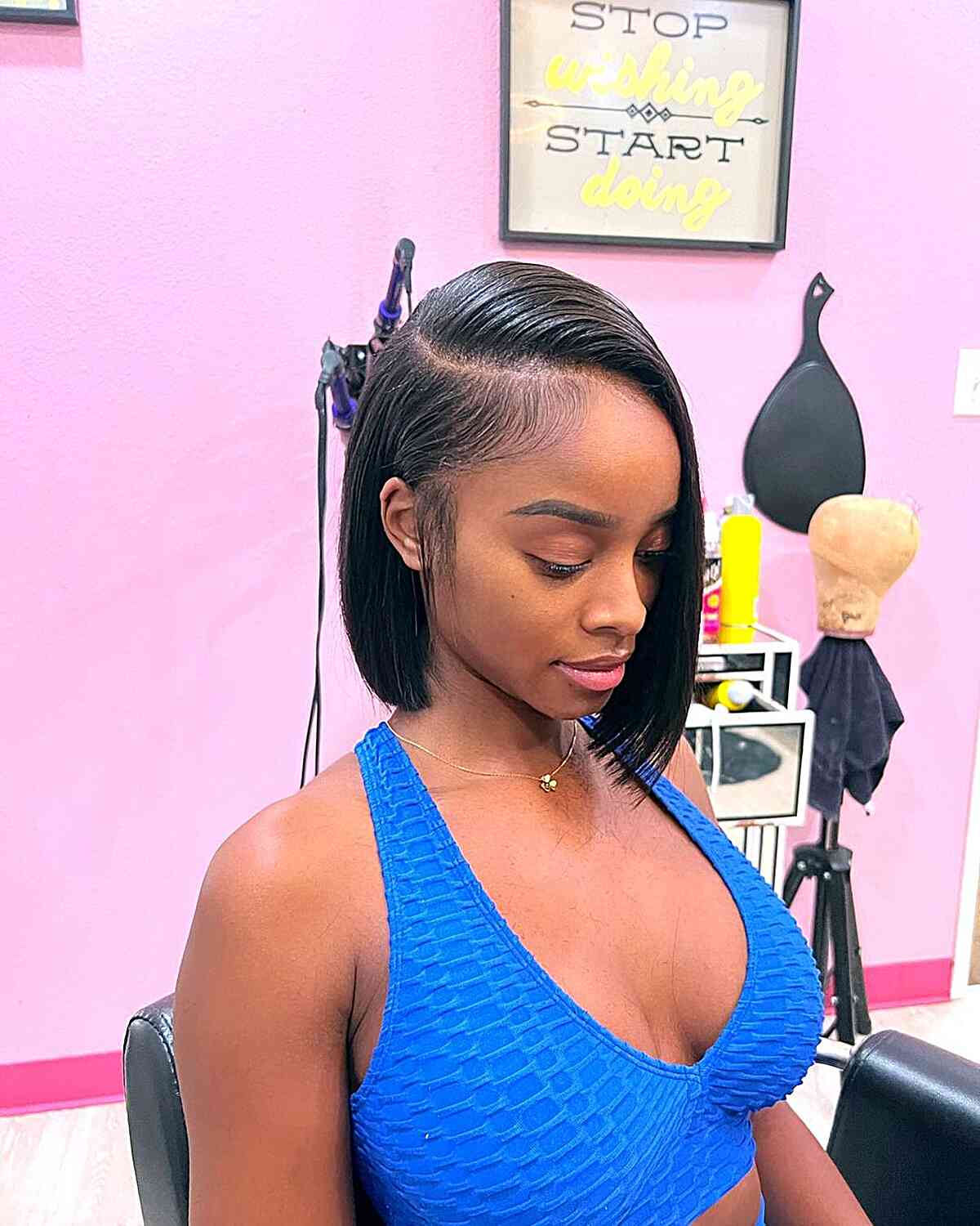 Collarbone Sharp Bob With Deep Side Part, Close-Up Take — Simple Sew in Hairstyles