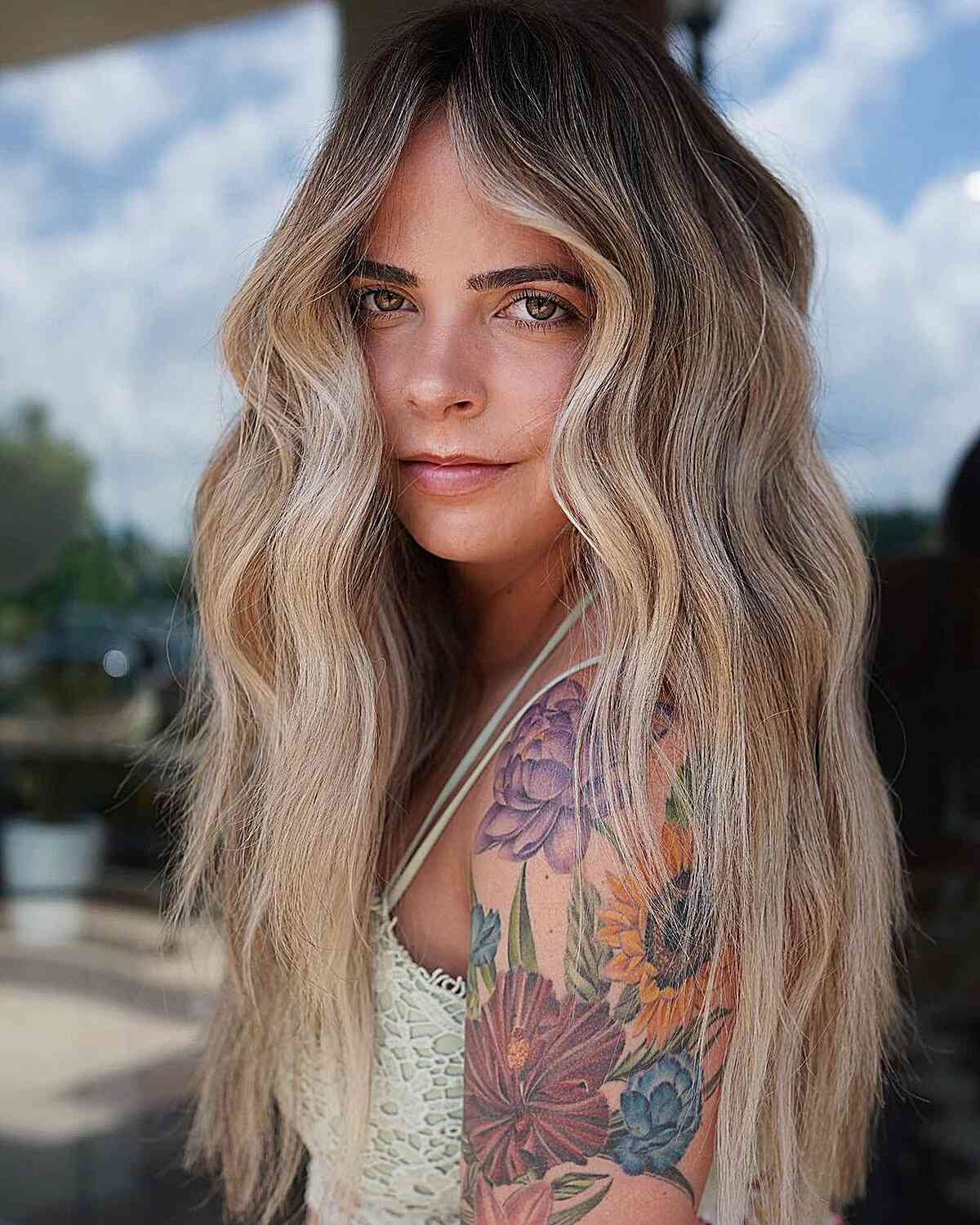 Wavy Blonde Hair With Shadow Root and Lace Camisole — Simple Shadow Root