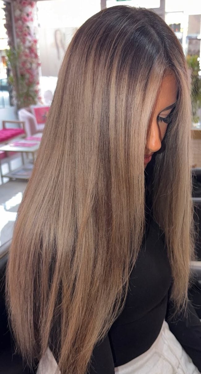Straight Hair With Shadow Root and Black Turtleneck — Simple Shadow Root