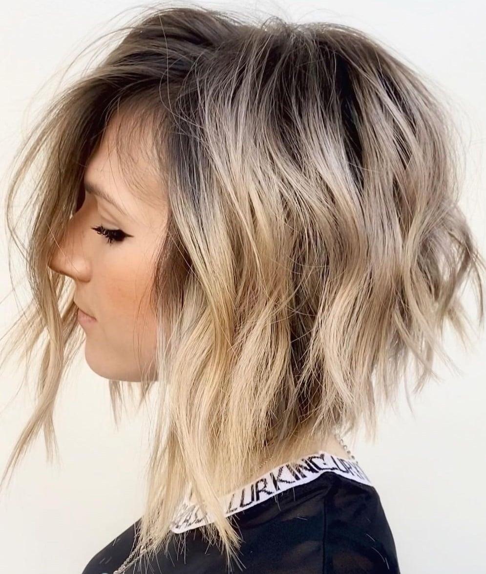 Short Choppy Blonde Hair With Shadow Root and Trimmed Top — Simple Shadow Root