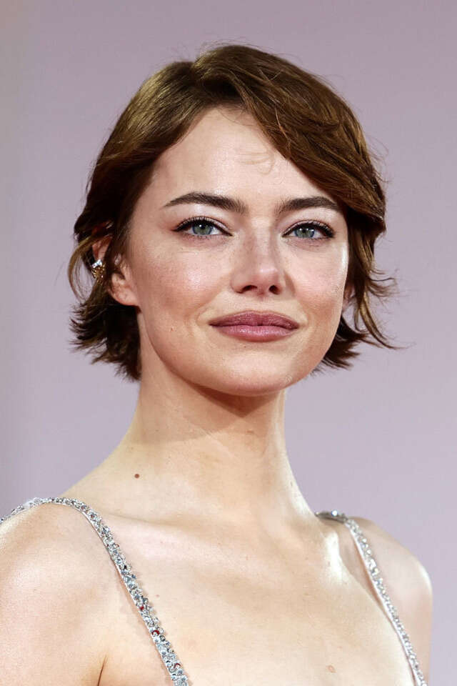 Ear Length Pixie Bob With Side Bangs Ear Length Pixie Bob With Side Bangs — Simple Short Haircuts