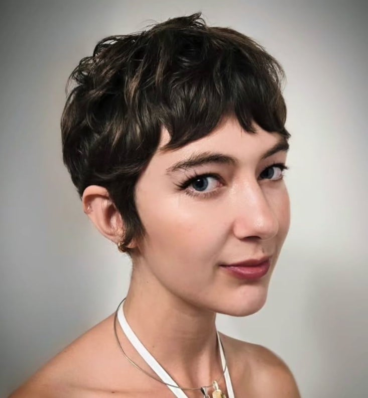 Ear Length Pixie Textured Bangs, Wavy Ear Length Pixie Textured Bangs, Wavy — Simple Short Haircuts