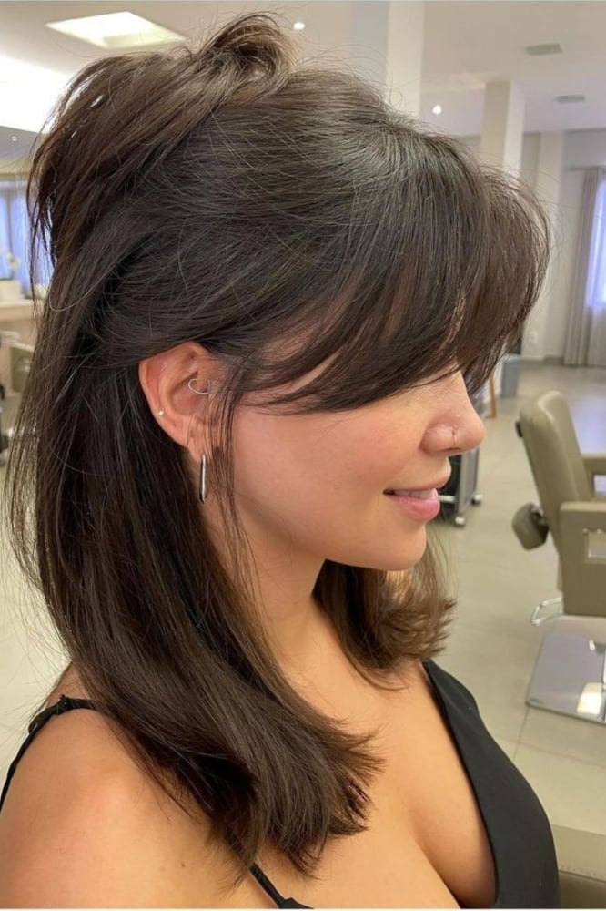 Collarbone Cut With Side Bangs — Simple Side Bangs