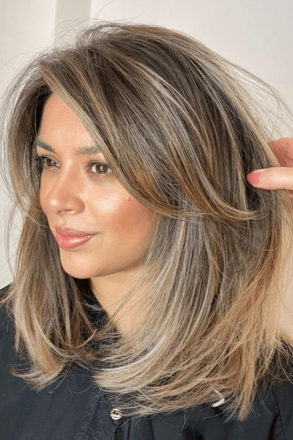 Mid-Back Medium Brown with Curtain Bangs Blowout Mid-Back Medium Brown with Curtain Bangs Blowout — Simple Side Bangs Hairstyles