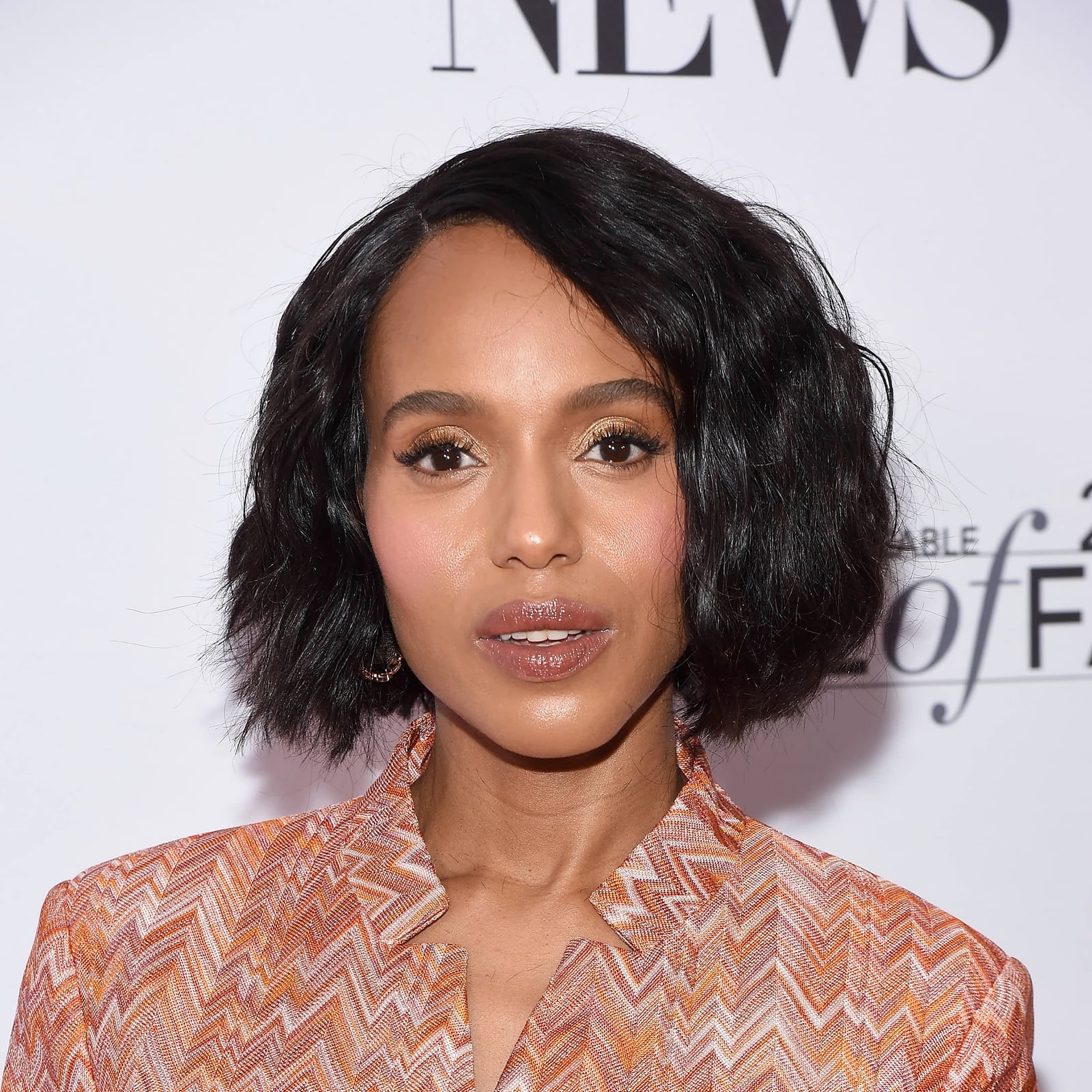 Dark Brown Chin Bob With Balayage Dark Brown Chin Bob With Balayage — Simple Side Part Bangs