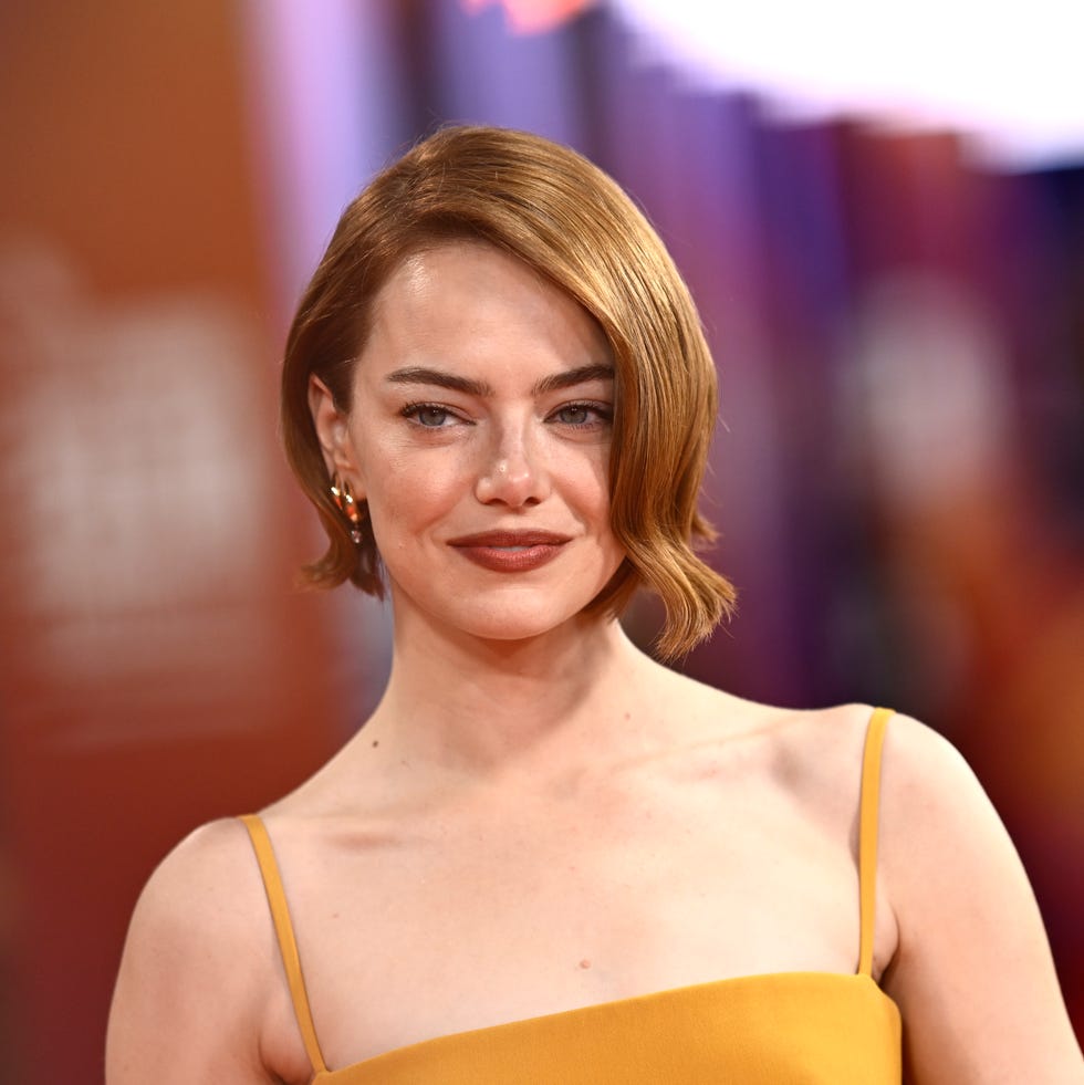 Chin Length Red Bob With Soft Waves — Simple Side Part Hairstyles
