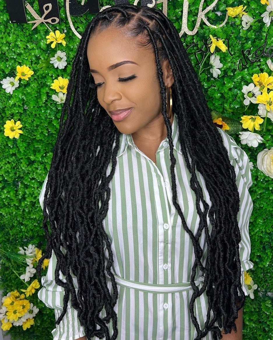 Mid-Back Black Faux Locs Soft Natural Texture Mid-Back Black Faux Locs Soft Natural Texture — Simple Soft Locs Hairstyles