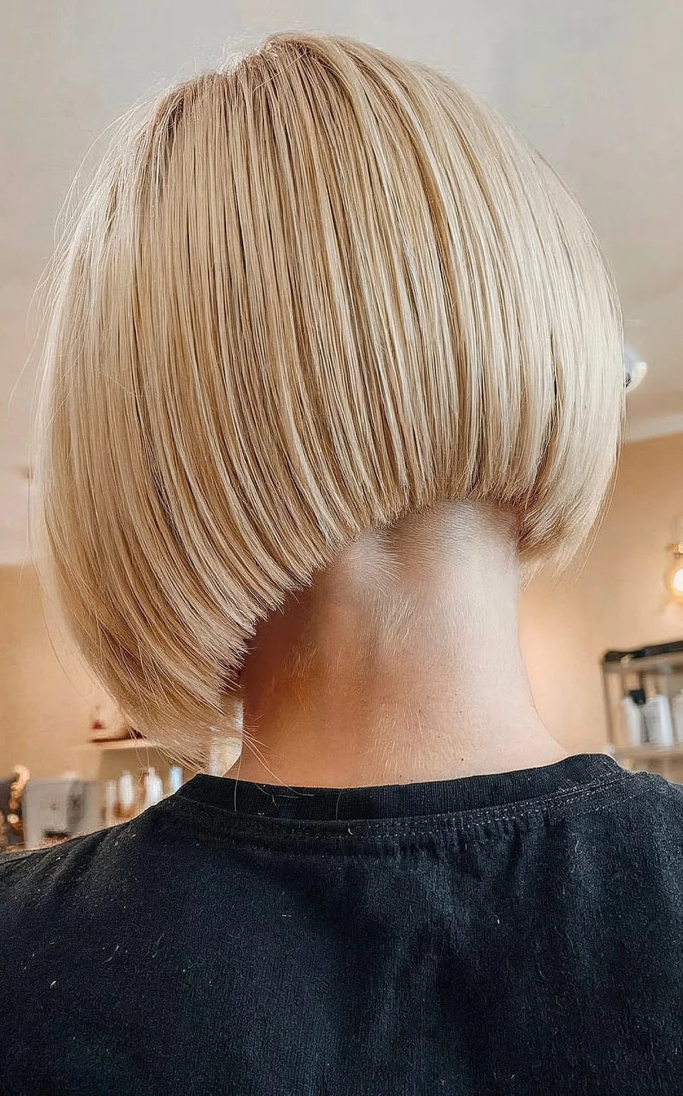 Platinum Blonde Chin Stacked Bob — Simple Stacked Bob