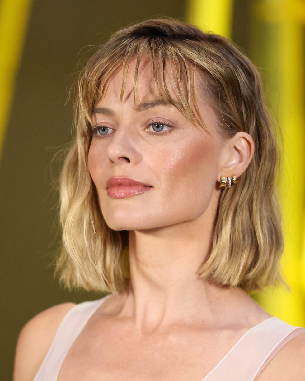 Textured Chin Bob With Blunt Bangs — Simple Textured Hair