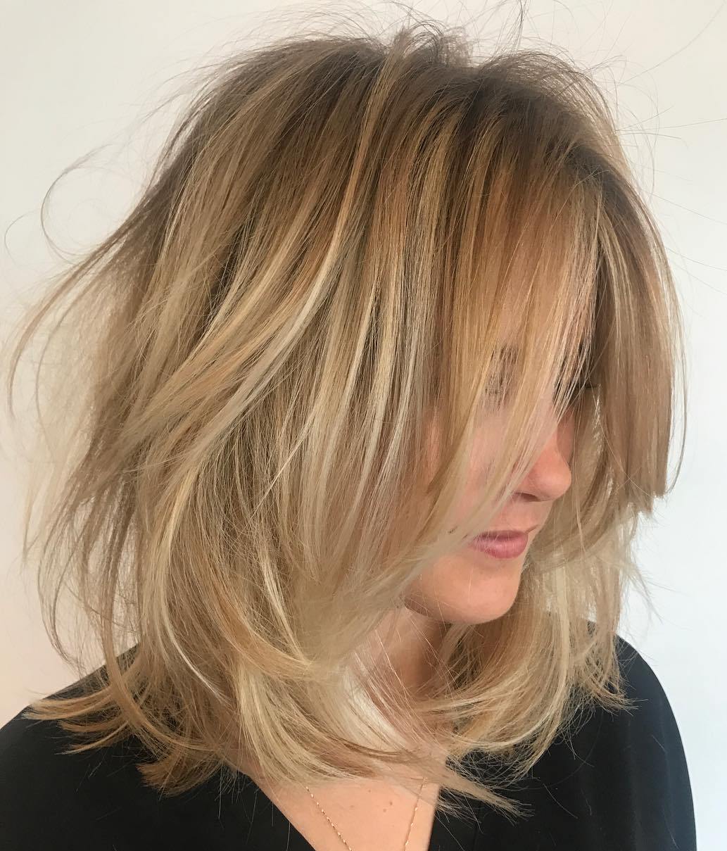 Collarbone Shag With Choppy Layers Collarbone Shag With Choppy Layers — Simple Thinning Hair