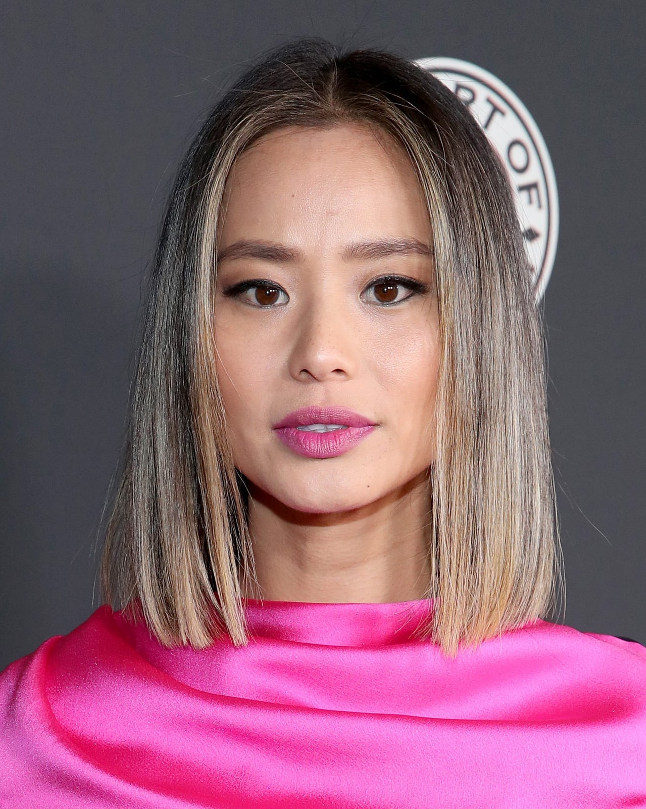 Collarbone Sleek Bob With Subtle Layers Collarbone Sleek Bob With Subtle Layers — Simple Thinning Hair