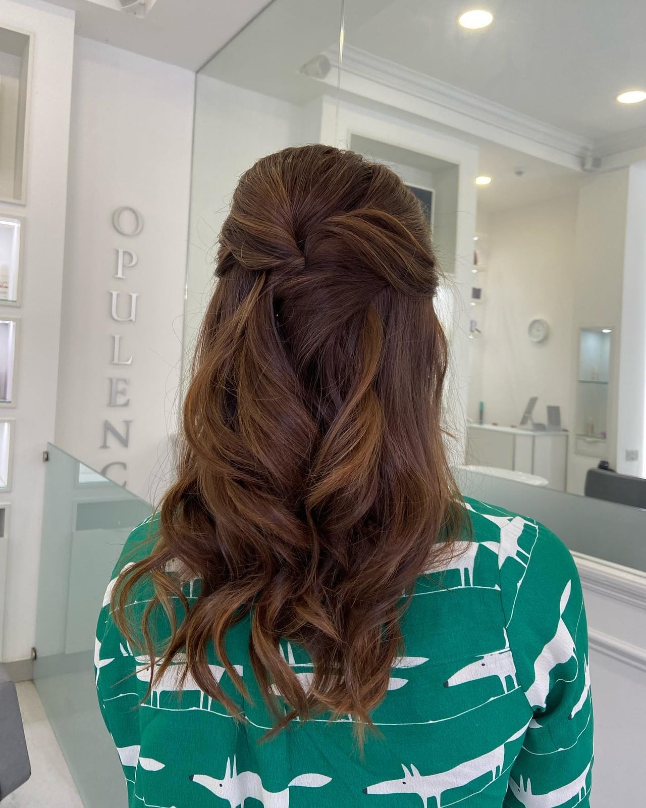 Mid Back Wavy Hair With Twisted Half Updo — Simple Trending Hairstyle