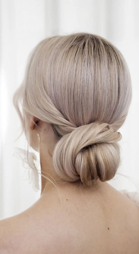 Voluminous Ash Blonde Twisted Updo Voluminous Ash Blonde Twisted Updo — Simple Updo Hair