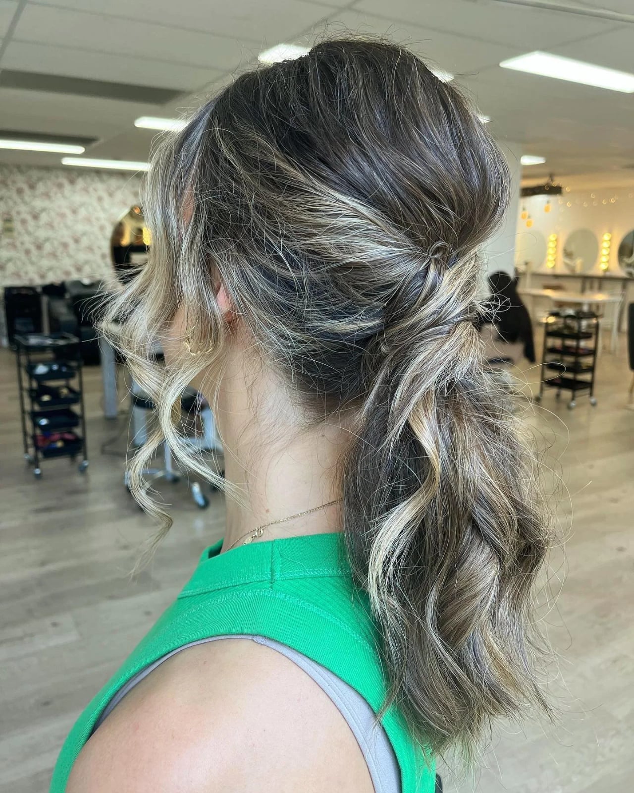 Messy Ponytail Wavy Face Framing Messy Ponytail Wavy Face Framing — Simple Updo Ponytail