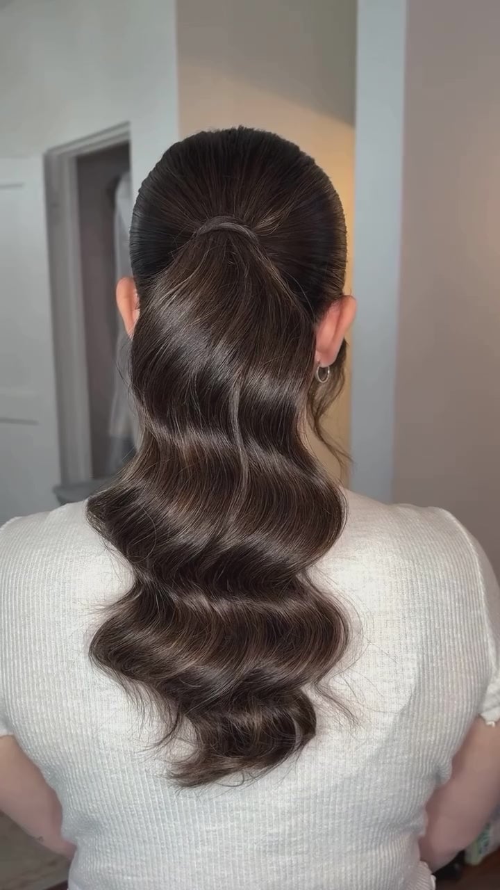 Glossy Wavy Ponytail Dark Brown Glossy Wavy Ponytail Dark Brown — Simple Updo Ponytail
