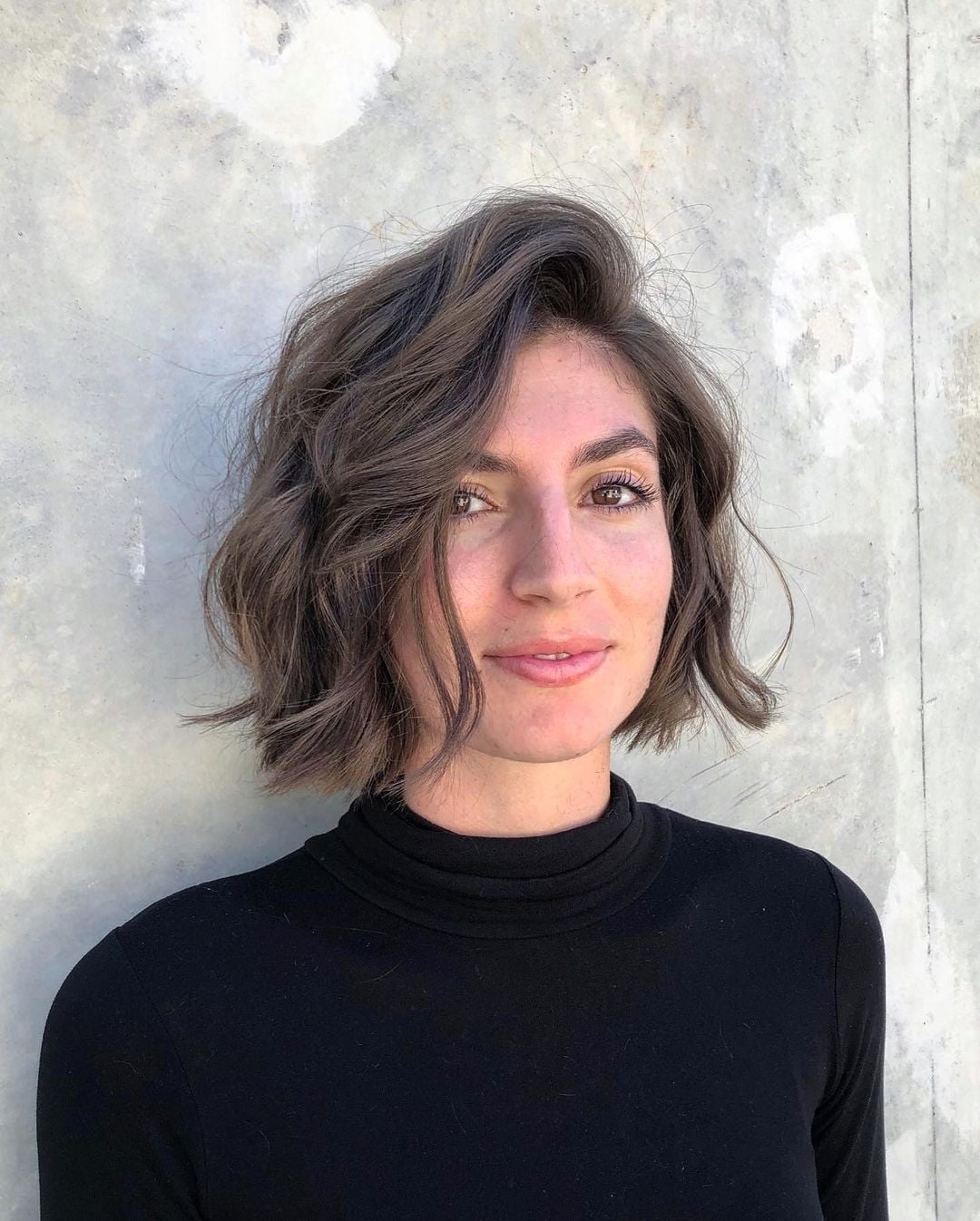Collarbone Length Layers With Tousled Waves Collarbone Length Layers With Tousled Waves — Simple Volume Hair