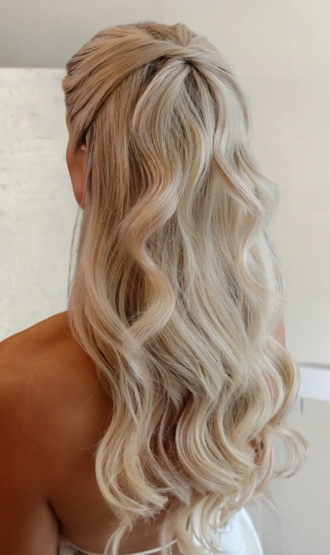 Platinum Blonde Half Up Half Down Style — Simple Wavy Hairstyles