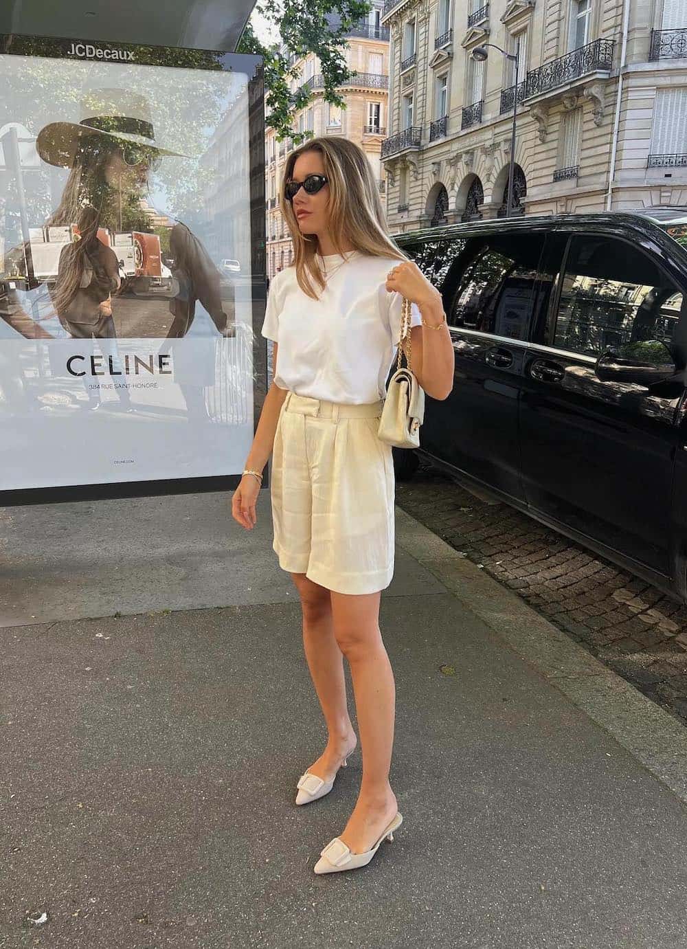 White Crew Neck T-Shirt with Cream Linen-Blend Shorts White Crew Neck T-Shirt with Cream Linen-Blend Shorts — Simple White Top Outfits
