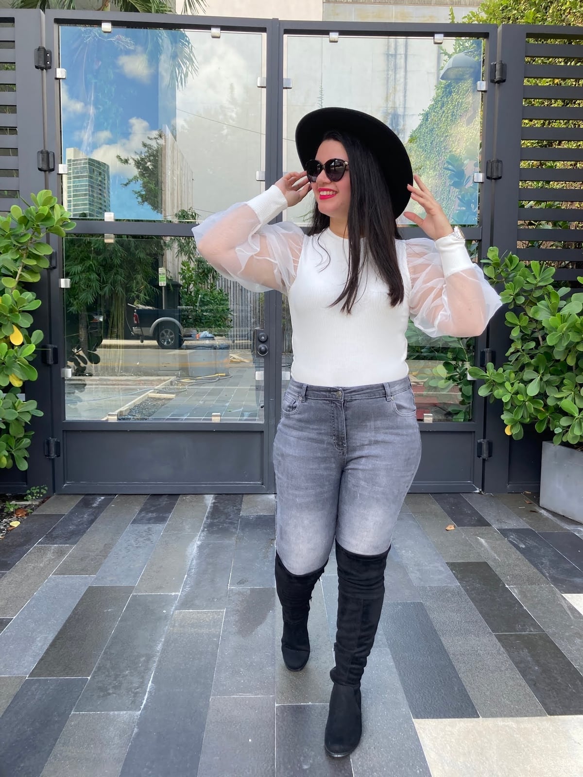 White Ribbed Top with Sheer Organza Sleeves and Gray Jeans White Ribbed Top with Sheer Organza Sleeves and Gray Jeans — Simple White Top Outfits
