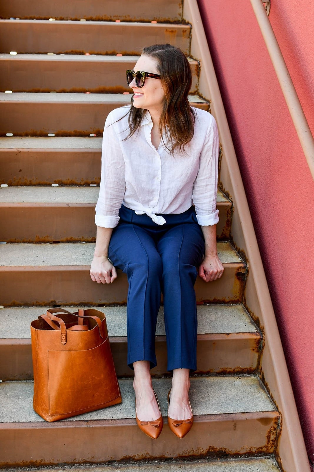 White linen shirt with navy tailored trousers — Smart Casual Outfits