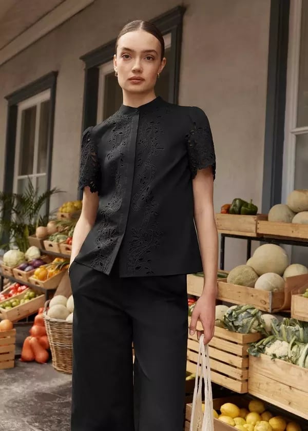 Black embroidered top with wide leg trousers — Smart Casual Outfits
