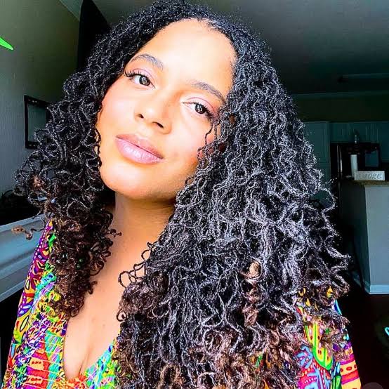 Collarbone Micro Loc Bob Black, Coily — Starter Locs