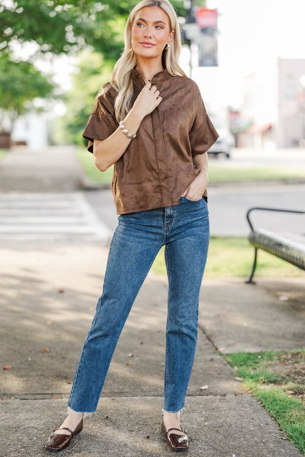 Brown Collared Shirt With Dark Wash Straight Leg Jeans — Straight Leg Jeans Outfits