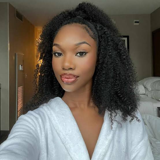 Air Dried Shoulder Length Layers With Wispy Bangs Air Dried Shoulder Length Layers With Wispy Bangs — Trendy 4c Hair
