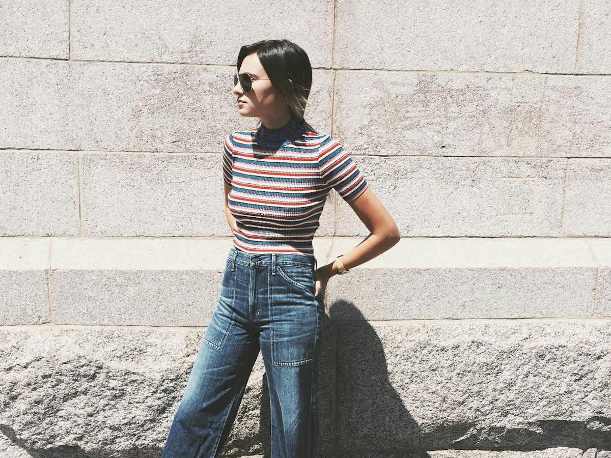 Striped Knit Top With Wide-Leg Denim Jeans Striped Knit Top With Wide-Leg Denim Jeans — Trendy 70s Style