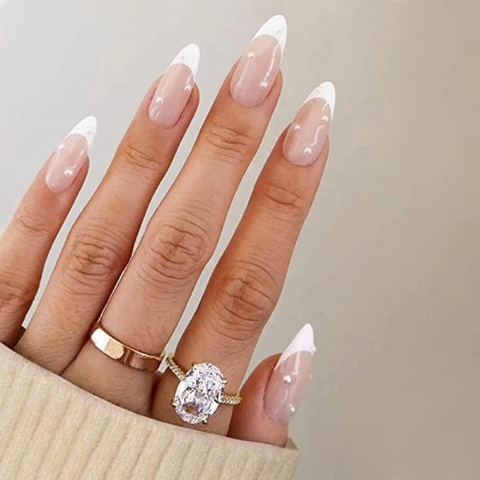 Pearl French Tip Short Almond Nails Pearl French Tip Short Almond Nails — Trendy Almond Nails