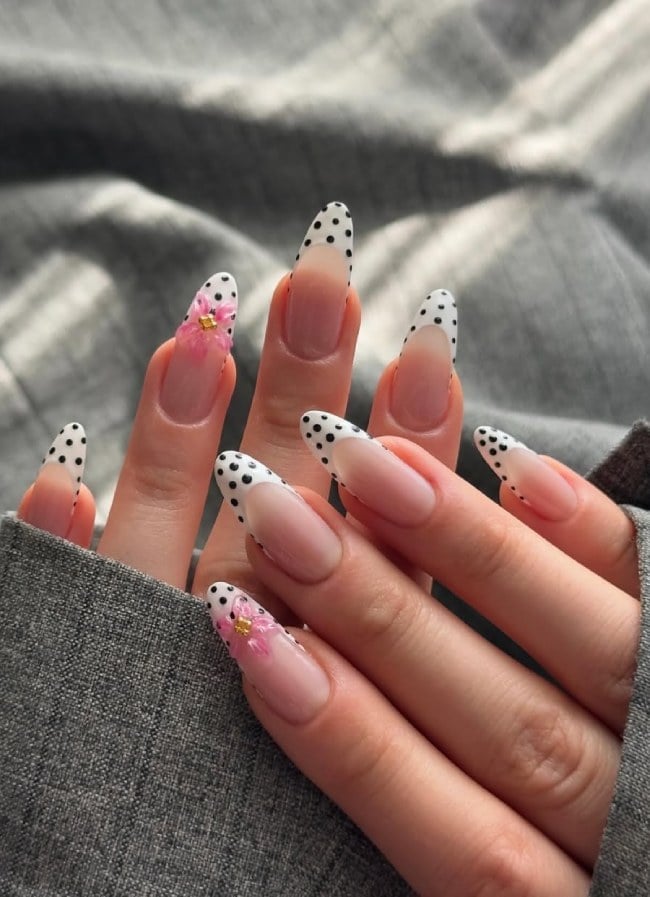 Nude Black Dot Floral Long Almond Nails Nude Black Dot Floral Long Almond Nails — Trendy Almond Nails