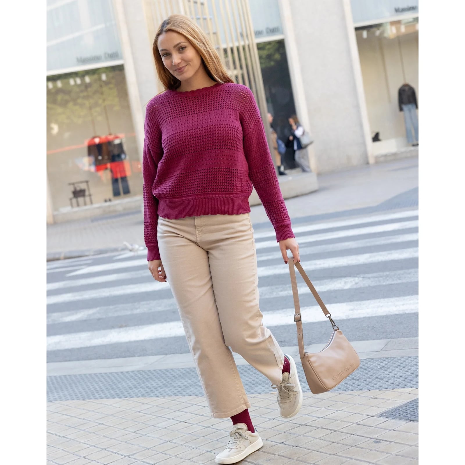 Wide-leg beige trousers with burgundy sweater — Trendy Beige Outfits