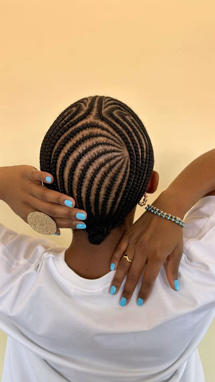 Short Black Hair With Swirling Braid Pattern — Trendy Braids to the Back