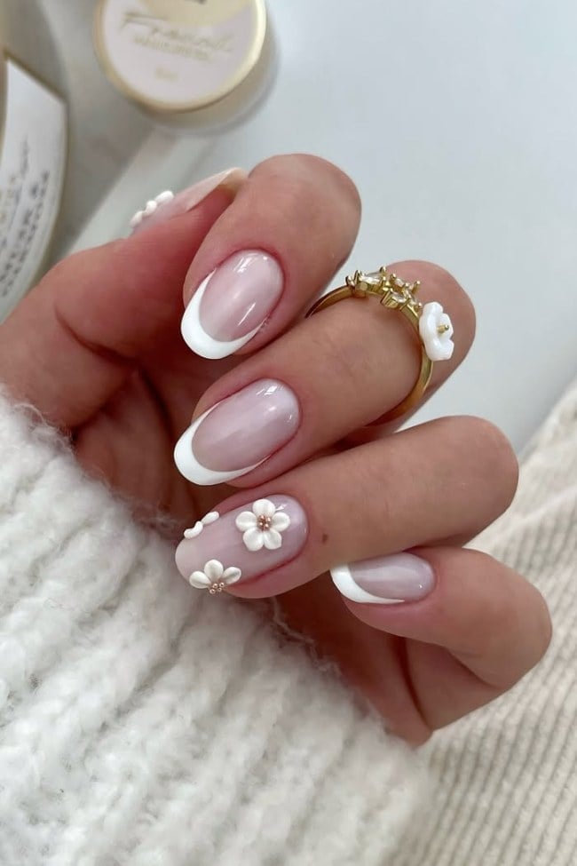 Short Oval French Nails With 3D White Flowers — Trendy Bridal Nails