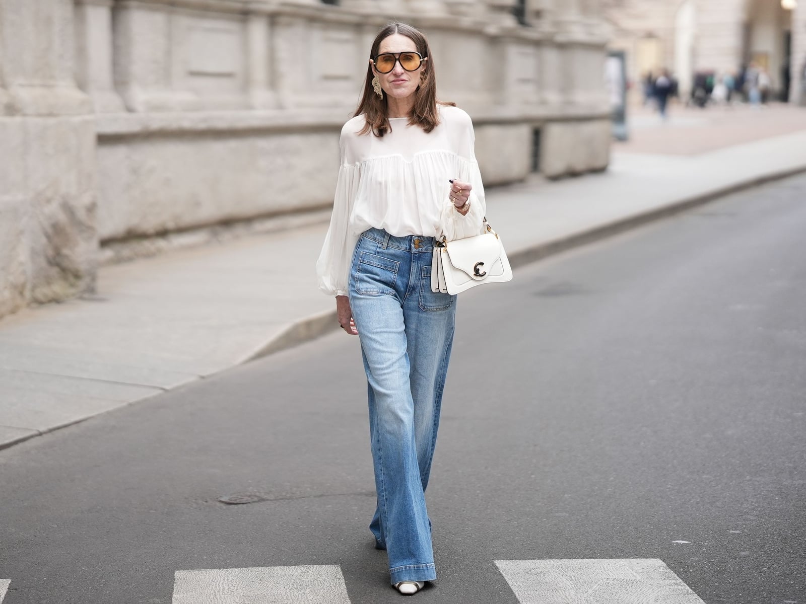 Voluminous Sleeves and Flare Jeans — Trendy Cute Jeans Outfit