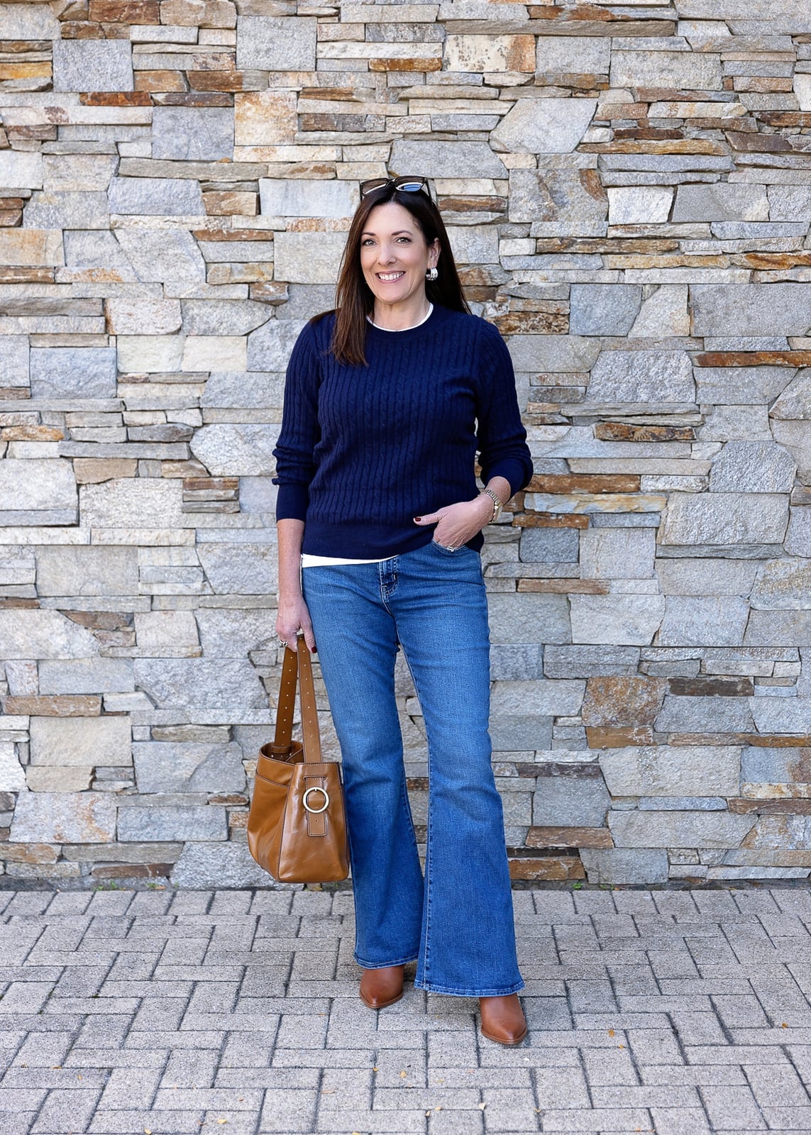 Classic Flare Jeans with Crewneck Sweater — Trendy Cute Jeans Outfit