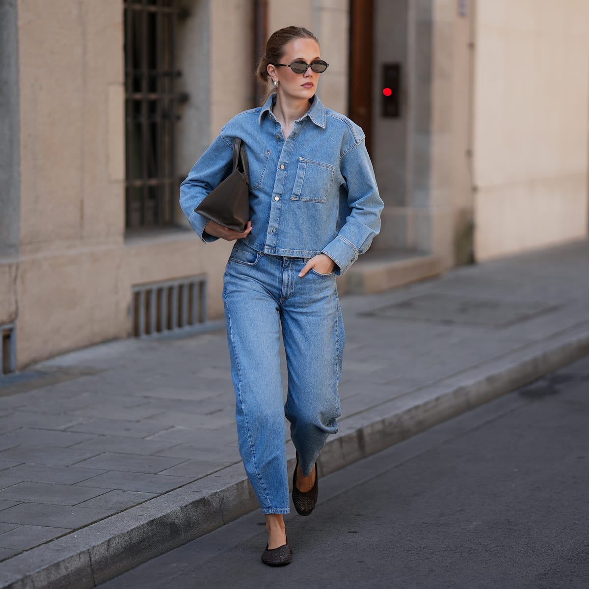 Barrel Leg Jeans with Denim Jacket — Trendy Cute Jeans Outfit