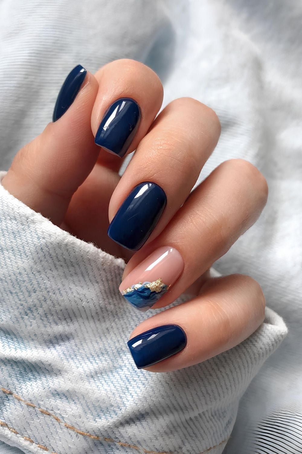 Marbled Blue Gold Foil Short Almond Nails — Trendy Dark Blue Nails
