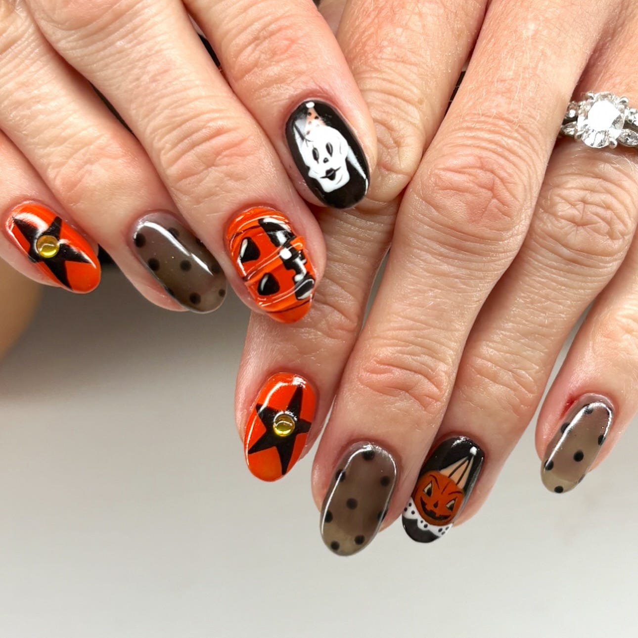 Medium Oval Orange Black Star Jack O Lantern Nails — Trendy Disney Nails