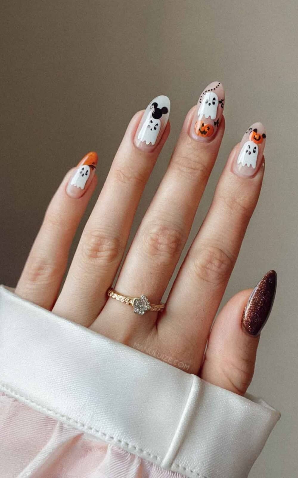 Short Almond Halloween Disney Nails — Trendy Disney Nails