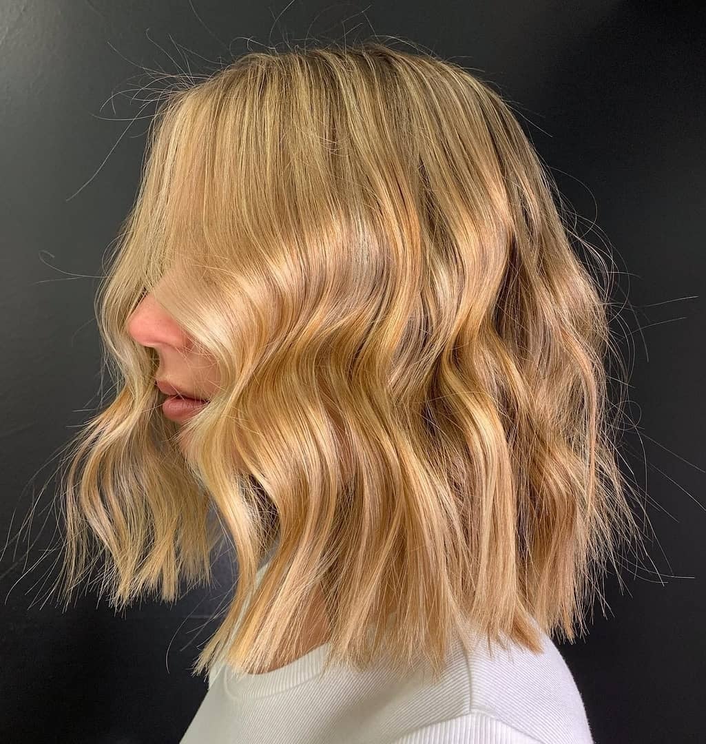 Long Golden Blonde With Root Shadow Effect, Chin — Trendy Golden Blonde Hair
